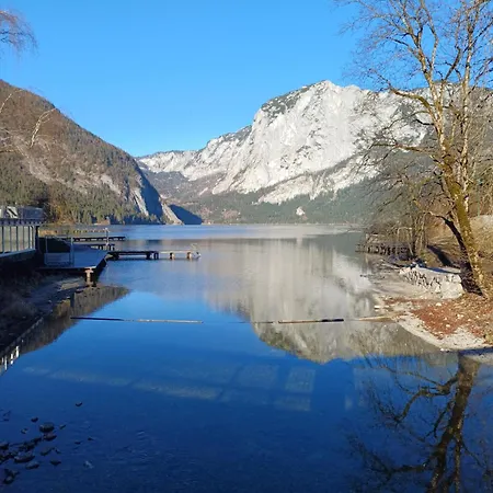 Nyaraló Romantika *